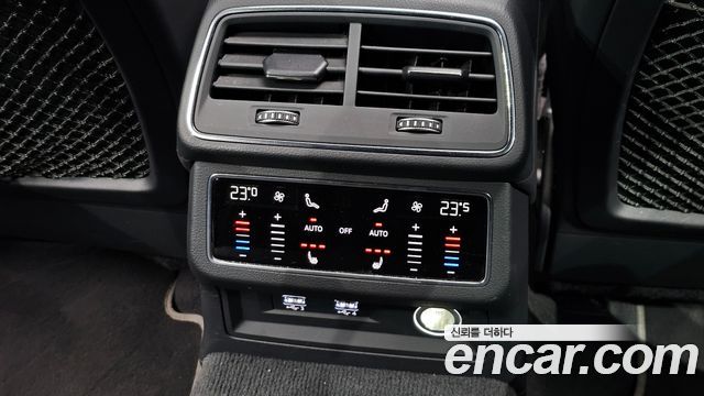 Audi A7 2020 — photo 31