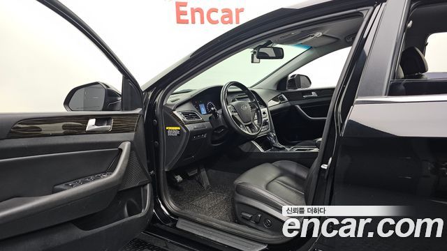 Hyundai Sonata 2016 — photo 10