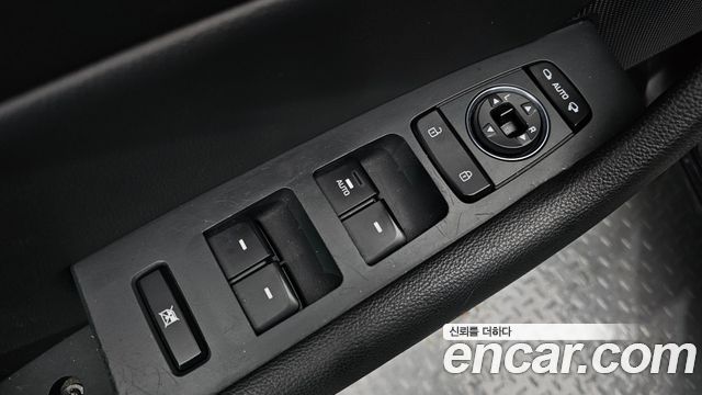 Hyundai Sonata 2016 — photo 13