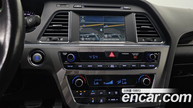 Hyundai Sonata 2016 — photo 16