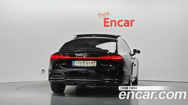 Audi A7 2022 — photo 4
