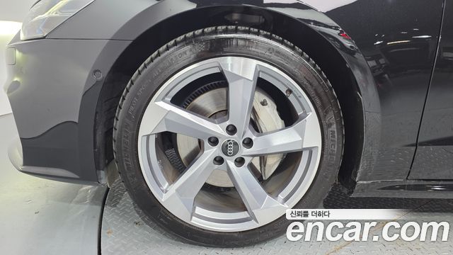 Audi A7 2022 — photo 5
