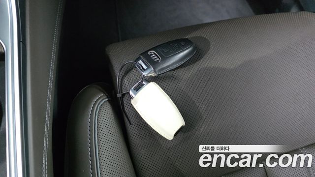 Audi A7 2022 — photo 22