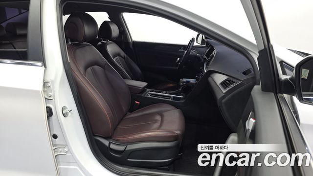 Hyundai Sonata 2017 — photo 16