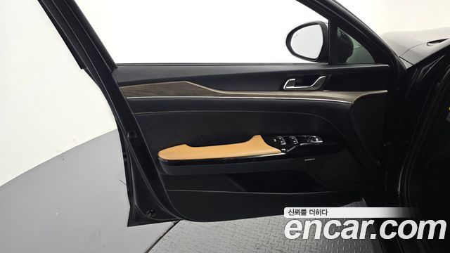 Kia K5 2020 — photo 14