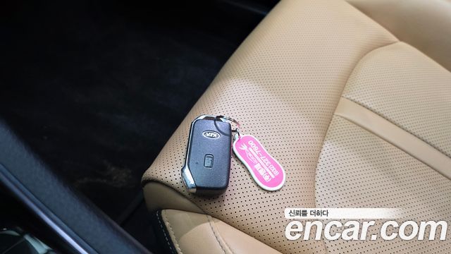 Kia K5 2020 — photo 31