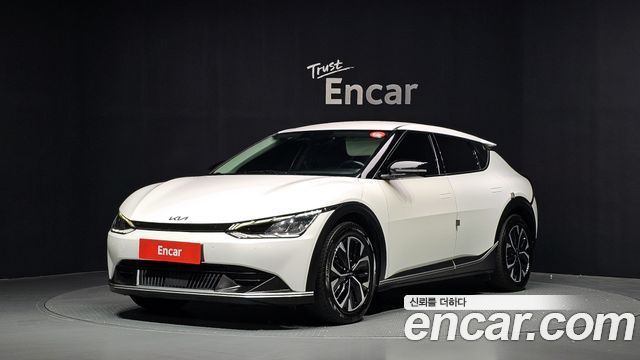 Kia EV6 2023 — photo 1