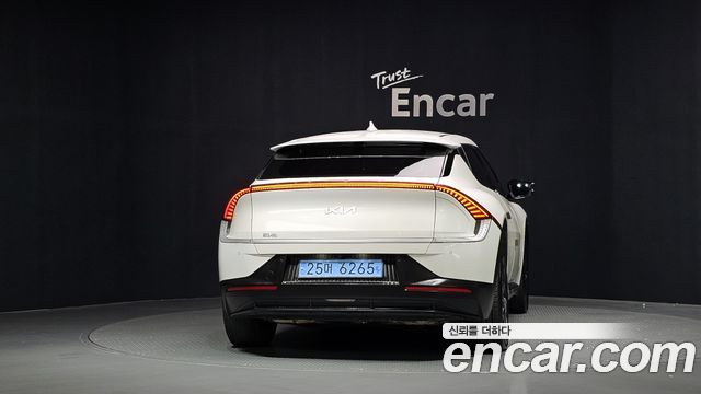 Kia EV6 2023 — photo 4