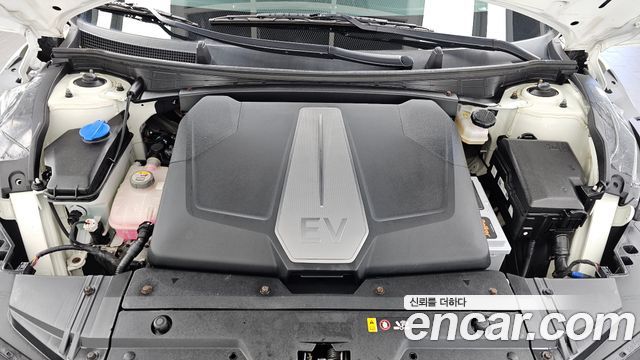 Kia EV6 2023 — photo 6