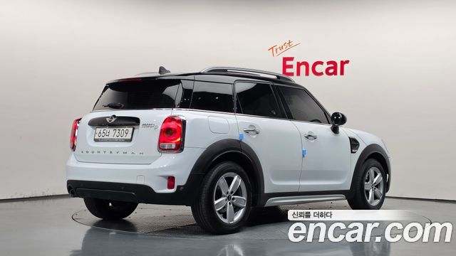 Mini Countryman 2018 — photo 2