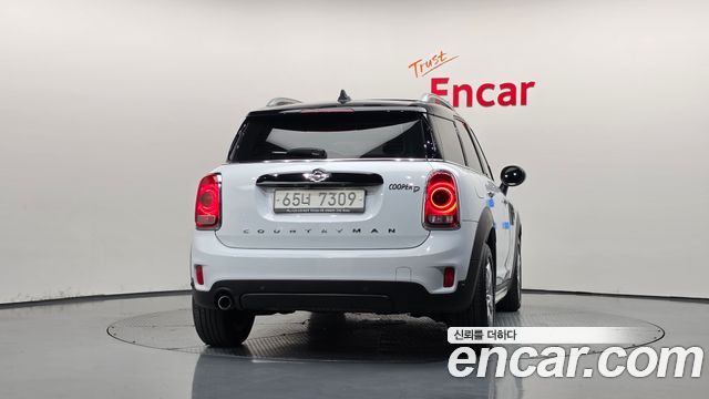 Mini Countryman 2018 — photo 4