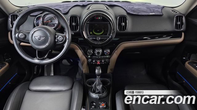 Mini Countryman 2018 — photo 7