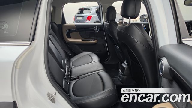 Mini Countryman 2018 — photo 12