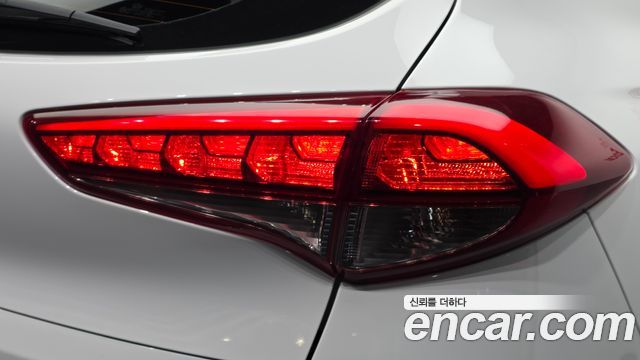 Hyundai Tucson 2016 — photo 9