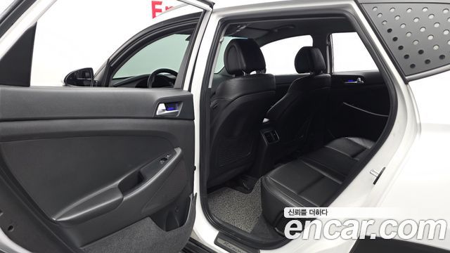 Hyundai Tucson 2016 — photo 16