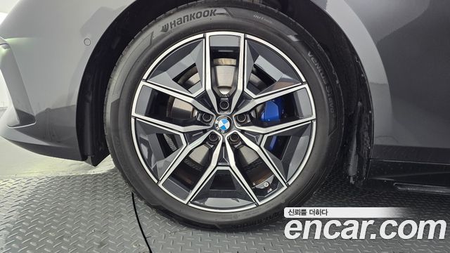 BMW 5-Series 2024 — photo 5