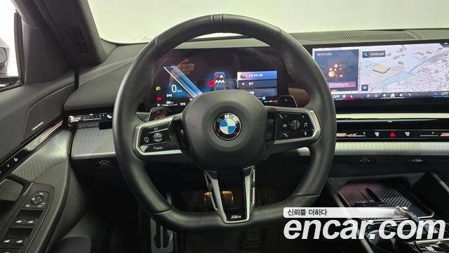 BMW 5-Series 2024 — photo 19