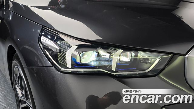 BMW 5-Series 2024 — photo 8