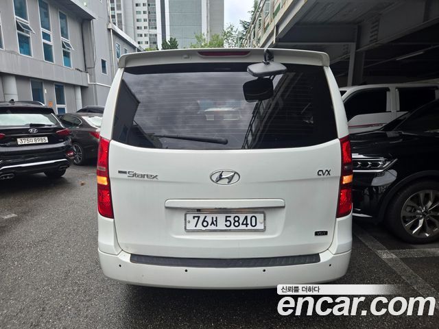 Hyundai Starex 2012 — photo 5