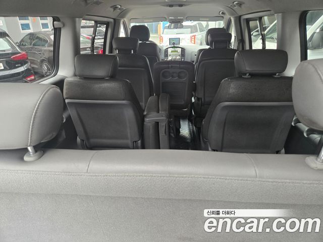 Hyundai Starex 2012 — photo 12