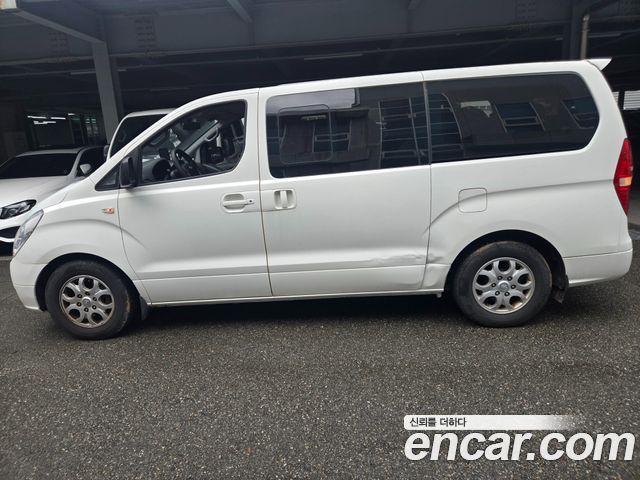 Hyundai Starex 2012 — photo 16