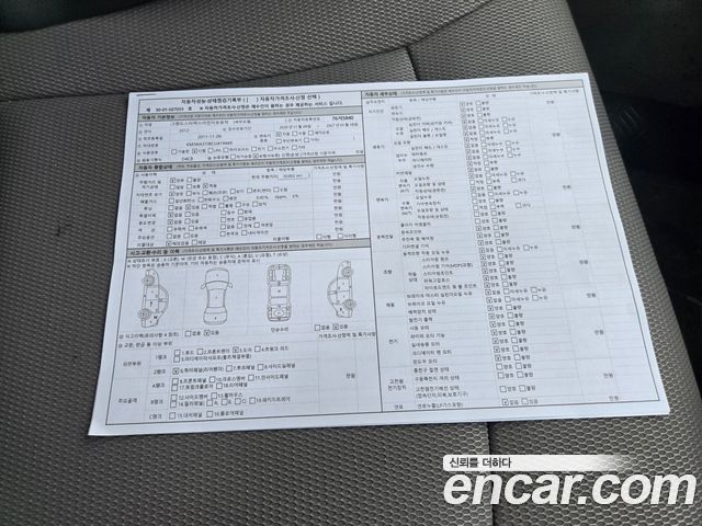Hyundai Starex 2012 — photo 18
