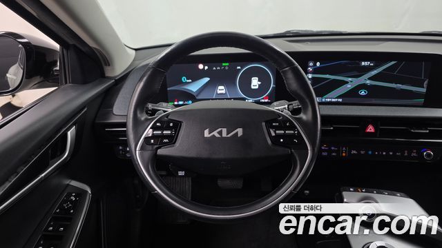 Kia EV6 2023 — photo 19
