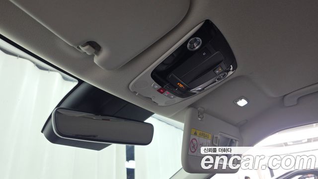 Kia EV6 2023 — photo 24
