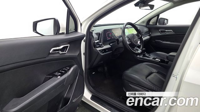 Kia Sportage 2022 — photo 11