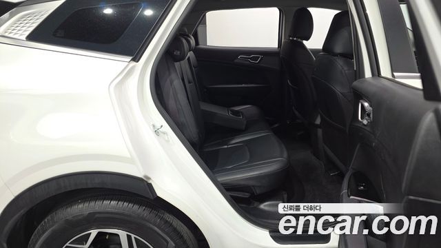 Kia Sportage 2022 — photo 12