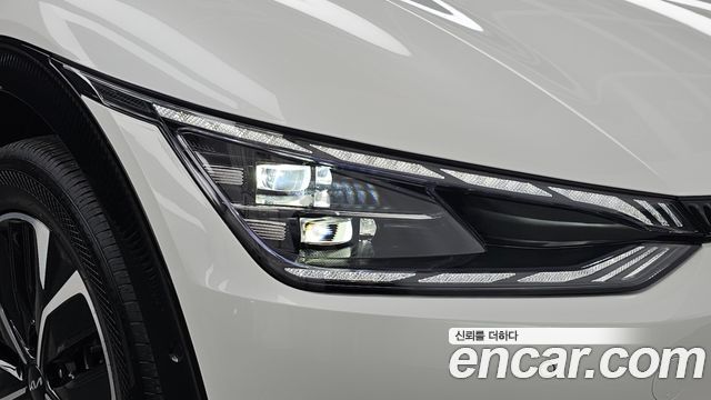 Kia EV6 2022 — photo 8