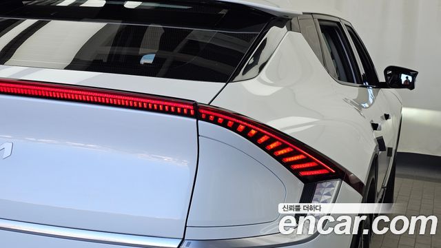Kia EV6 2022 — photo 9