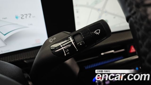 Kia EV6 2022 — photo 28