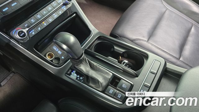 Hyundai Grandeur 2017 — photo 9