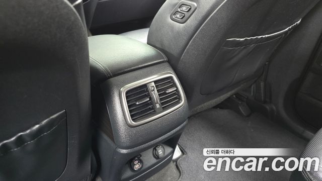 Kia Sorento 2018 — photo 16