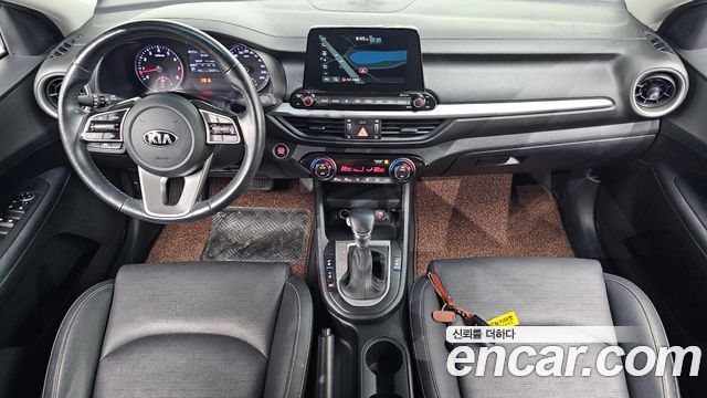 Kia K3 2019 — photo 10