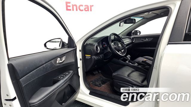 Kia K3 2019 — photo 13