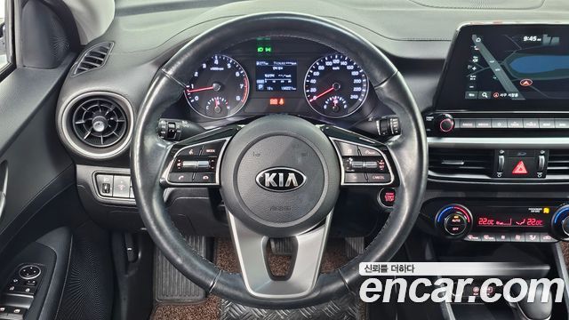 Kia K3 2019 — photo 21