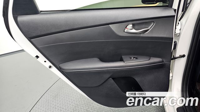 Kia K3 2019 — photo 15