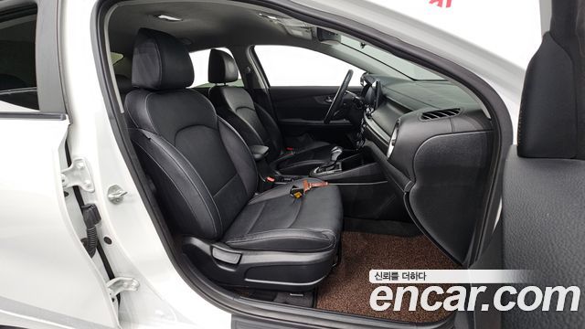 Kia K3 2019 — photo 16