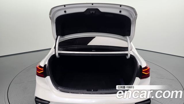 Kia K3 2019 — photo 30
