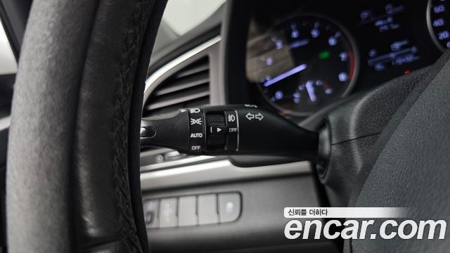 Hyundai AVANTE 2016 — photo 29