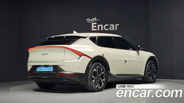 Kia EV6 2022 — photo 2