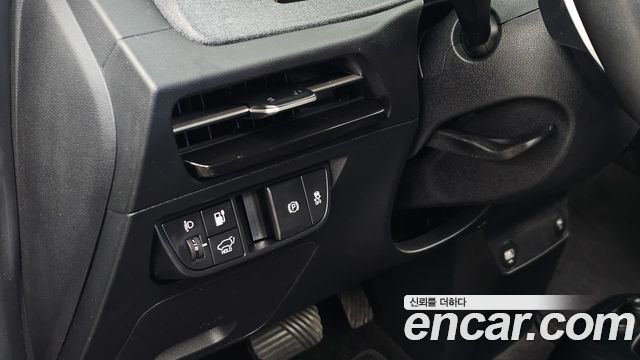 Kia EV6 2022 — photo 25