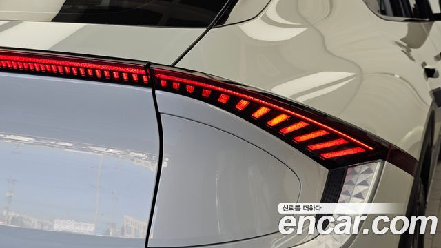 Kia EV6 2022 — photo 9