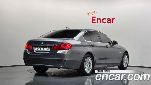 BMW 5-Series 2014 — photo 2