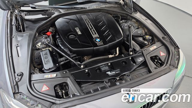 BMW 5-Series 2014 — photo 6