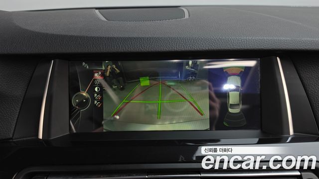 BMW 5-Series 2014 — photo 16