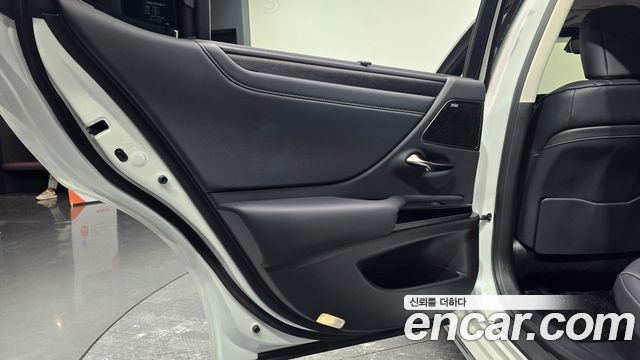 Lexus ES 2026 — photo 15
