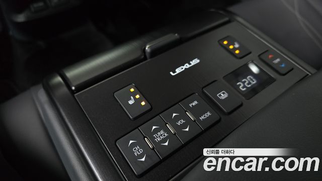 Lexus ES 2026 — photo 32